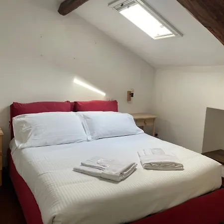 L'arche Comfort&relax - Yellow House Di Viale Certosa Daire
