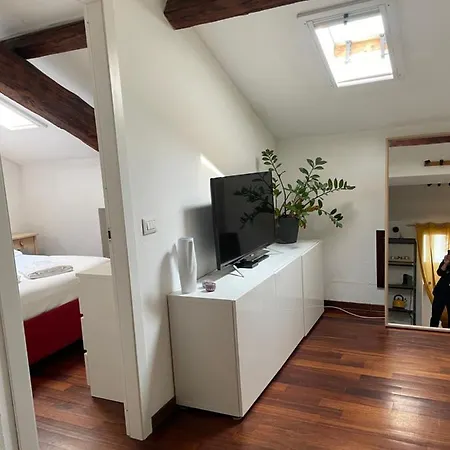 L'arche Comfort&relax - Yellow House Di Viale Certosa Apartment