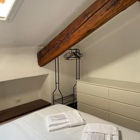L'arche Comfort&relax - Yellow House Di Viale Certosa Daire